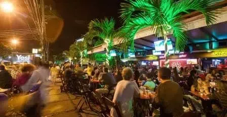 Moradores do Jardim Oceânico reclamam do som alto de um bar na Avenida Olegário Maciel