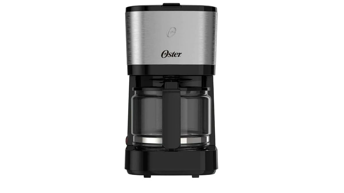 Cafeteira Elétrica Oster OCAF300 19 Xícaras. / Reprodução: Oster