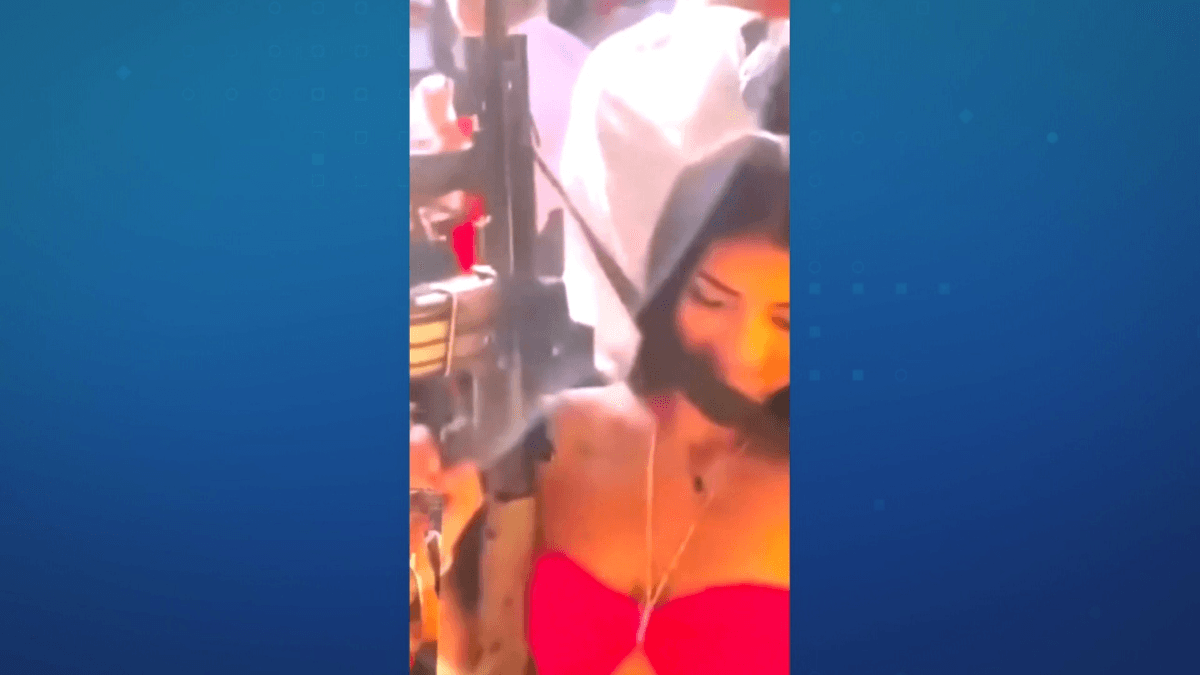Criminosa conhecida como ‘RH do Comando Vermelho’ celebrava aniversário com bolo de fuzil