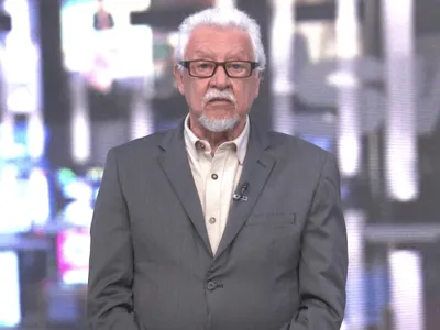 Mitre: Robert Prevost começa o dia como cardeal e termina como papa Leão XIV