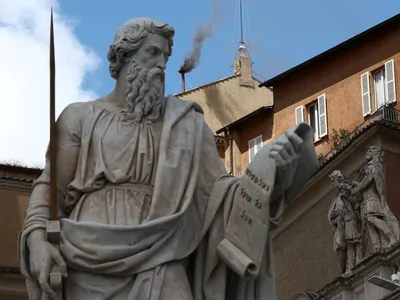 Conclave: terceira votação para escolha do novo papa termina em fumaça preta