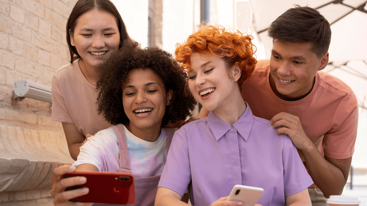 Alfa: a nova geração no mercado de trabalho que ‘veio a bordo do celular’