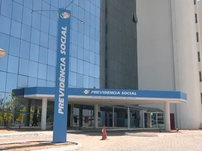 'Ressarcimento dos descontos já começou', explica ministro da Previdência