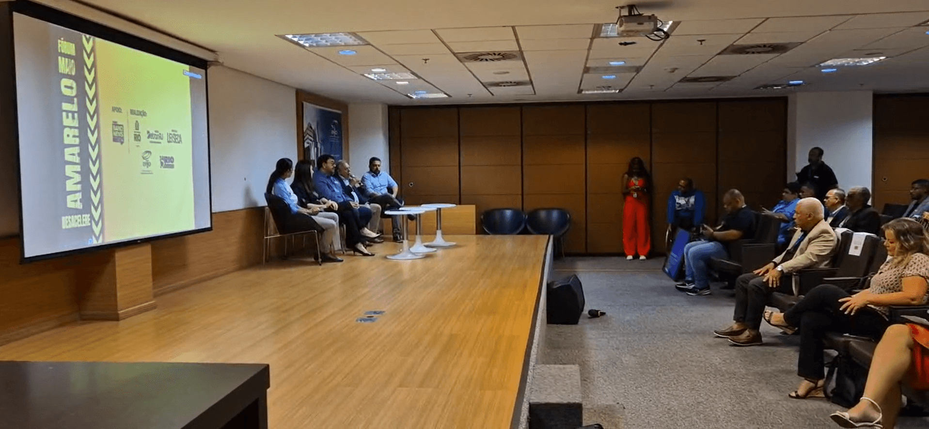 INTO promove fórum Maio Amarelo e debate desafios da mobilidade urbana no Rio de Janeiro