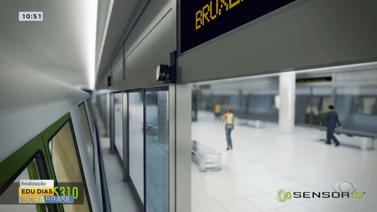 Tecnologia que evita acidentes com pessoas entre os vãos no metrô já é usada pelo mundo
