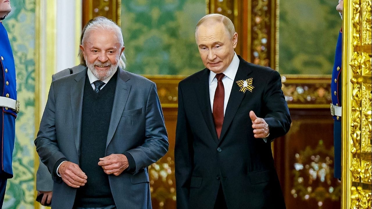Em telefonema, Lula e Vladimir Putin conversam sobre comércio e geopolítica - QTU Questões do Universo