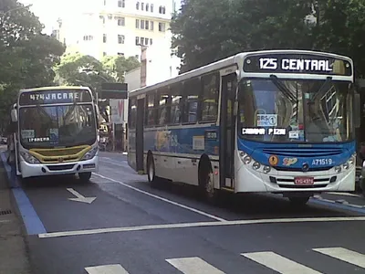 Lei que garante policiais de folga em ônibus entra em vigor no Rio de Janeiro