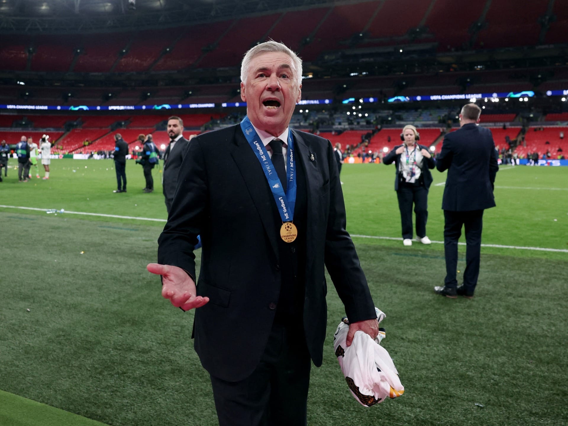 "Ancelotti é a última cartada do Ednaldo Rodrigues para ficar na CBF", afirma Chico Garcia