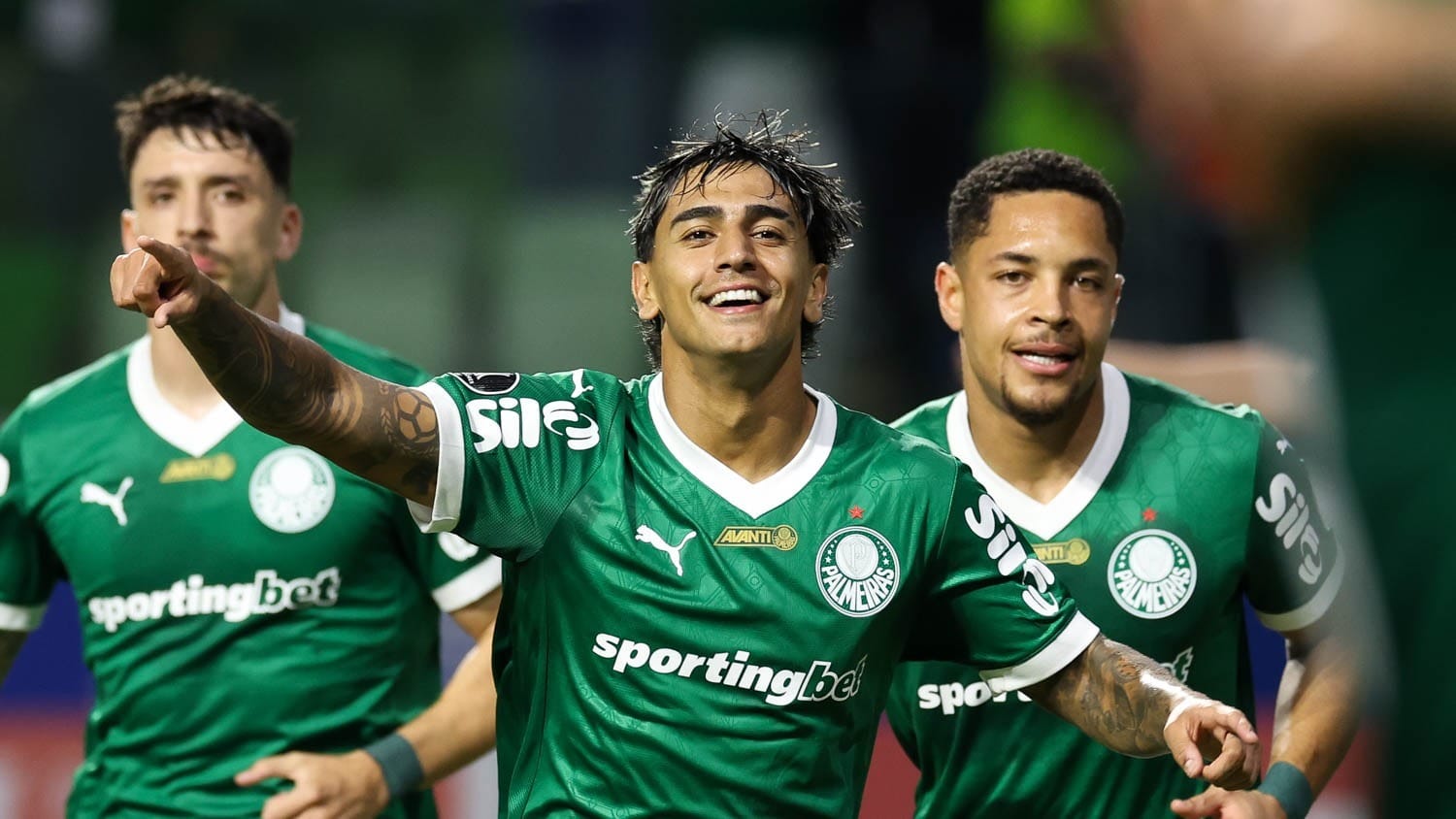 Palmeiras tem início implacável, vence Bolívar e garante liderança geral da Libertadores