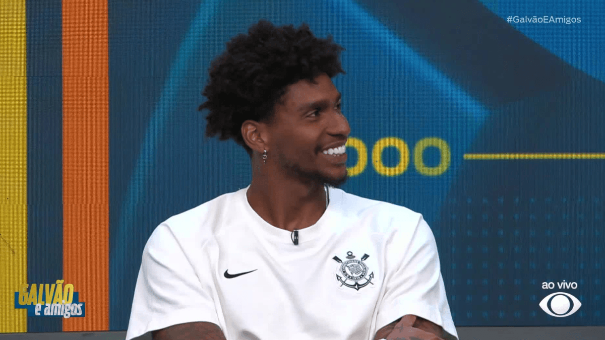 Ancelotti conquistou o ‘bando de loucos’ com a convocação de Hugo Souza, diz Casagrande
