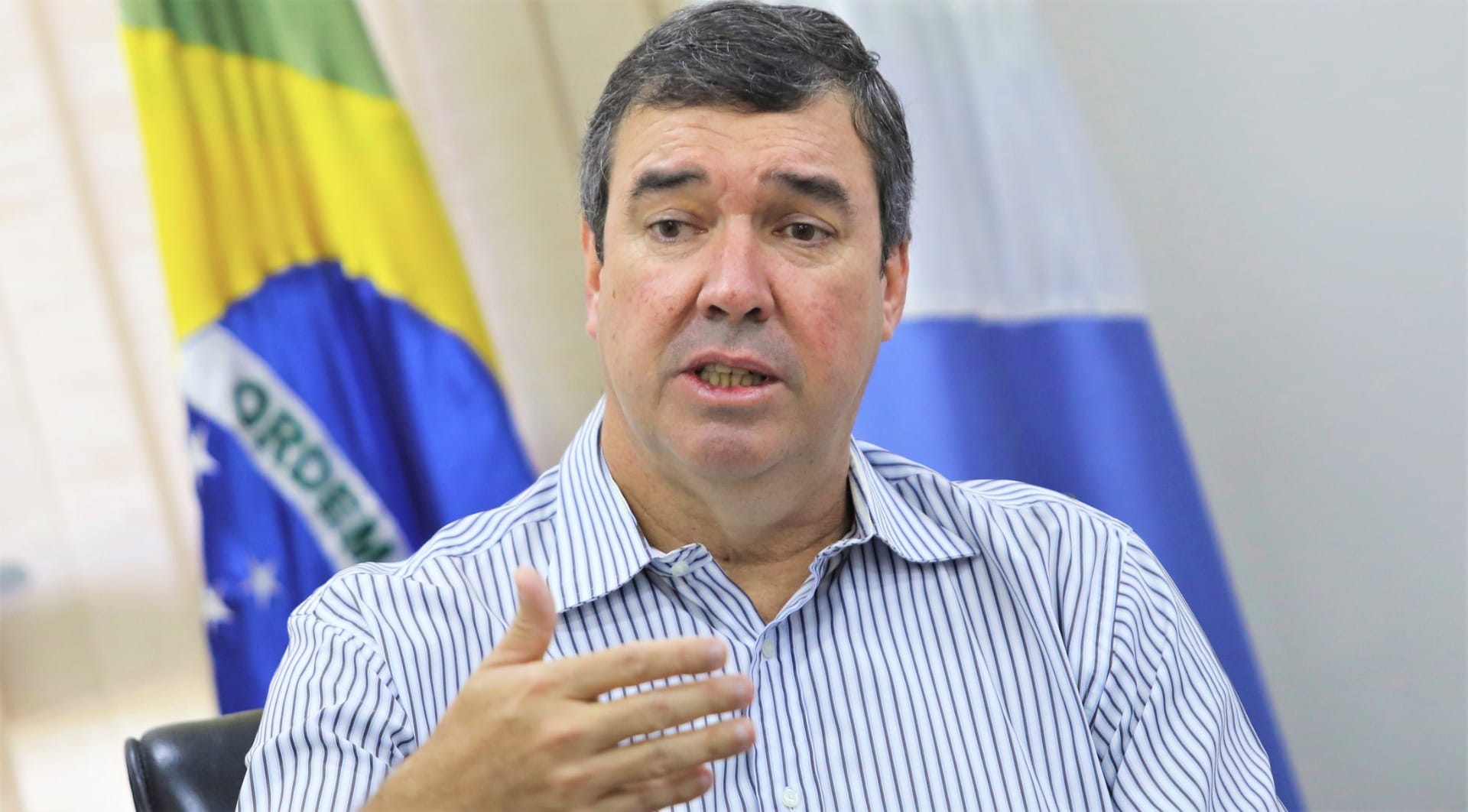 Eleições 2026: Eduardo Riedel lidera disputa ao governo do MS com 40,3%, diz Paraná Pesquisas