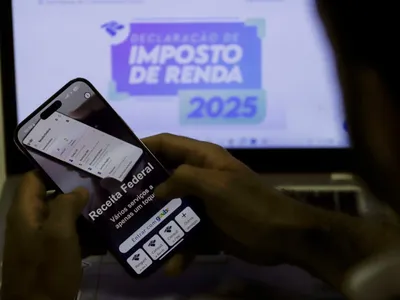 Lula sanciona lei que isenta do Imposto de Renda quem ganha até R$ 5 mil