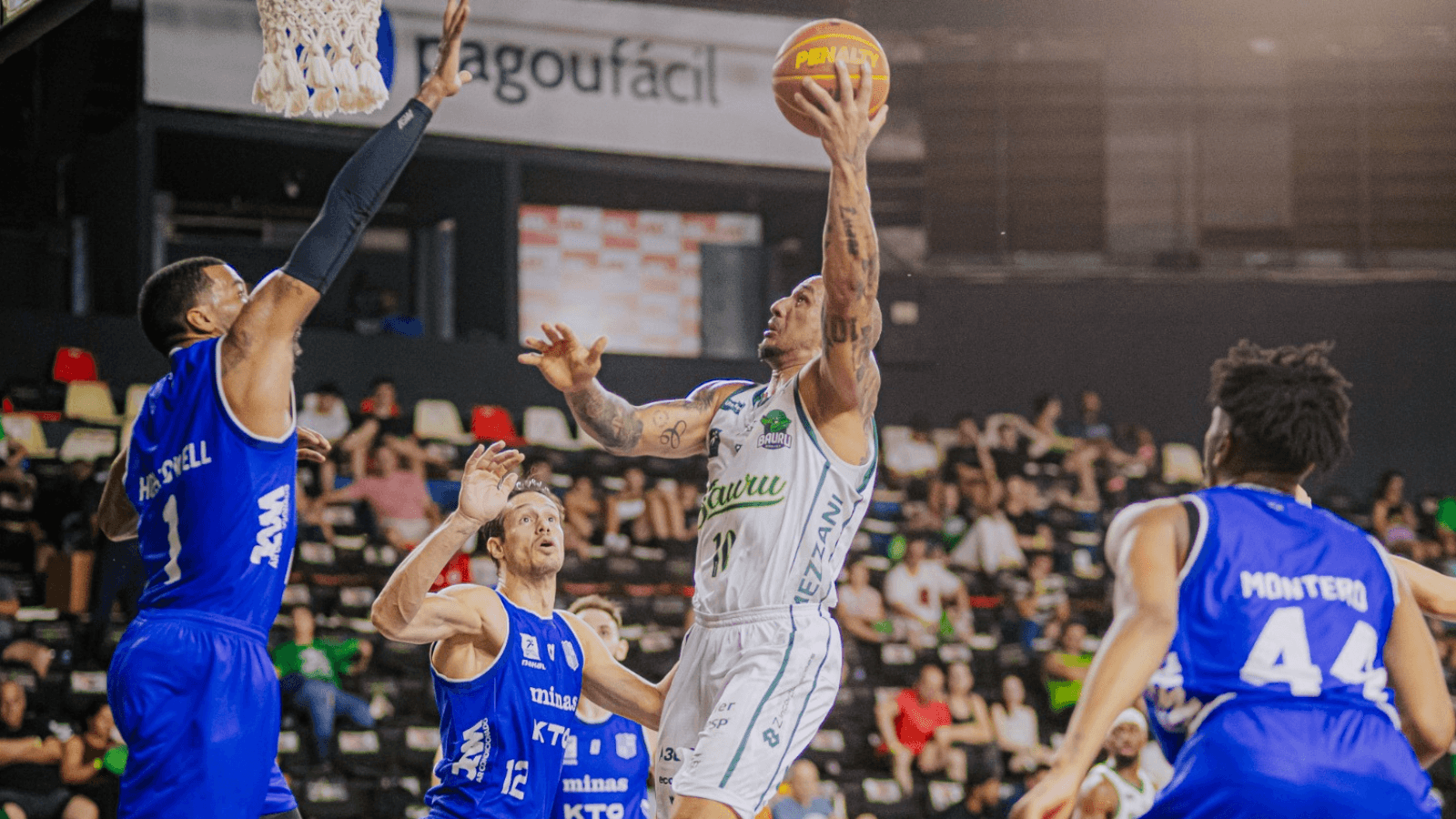 Bauru Basket recebe o KTO/Minas para o jogo 1 da semifinal do NBB Caixa