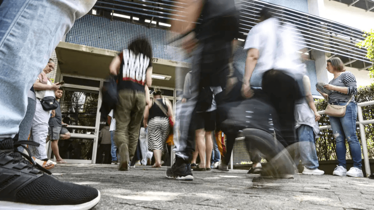 Começa 1º dia do Enem 2025 neste domingo (9)