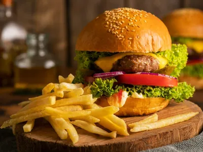 Dia do Hambúrguer: 4 receitas diferentes (e deliciosas) para comemorar a data