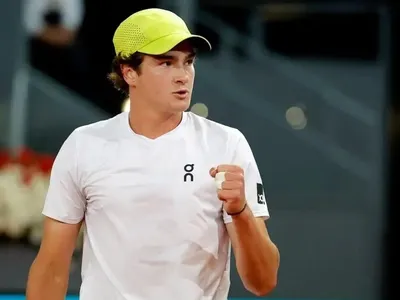 Próximo jogo de João Fonseca contra Jack Draper em Roland Garros tem data e horário definidos