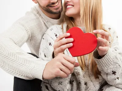 Qual o presente ideal para o seu amor neste Dia dos Namorados? Faça a enquete e descubra
