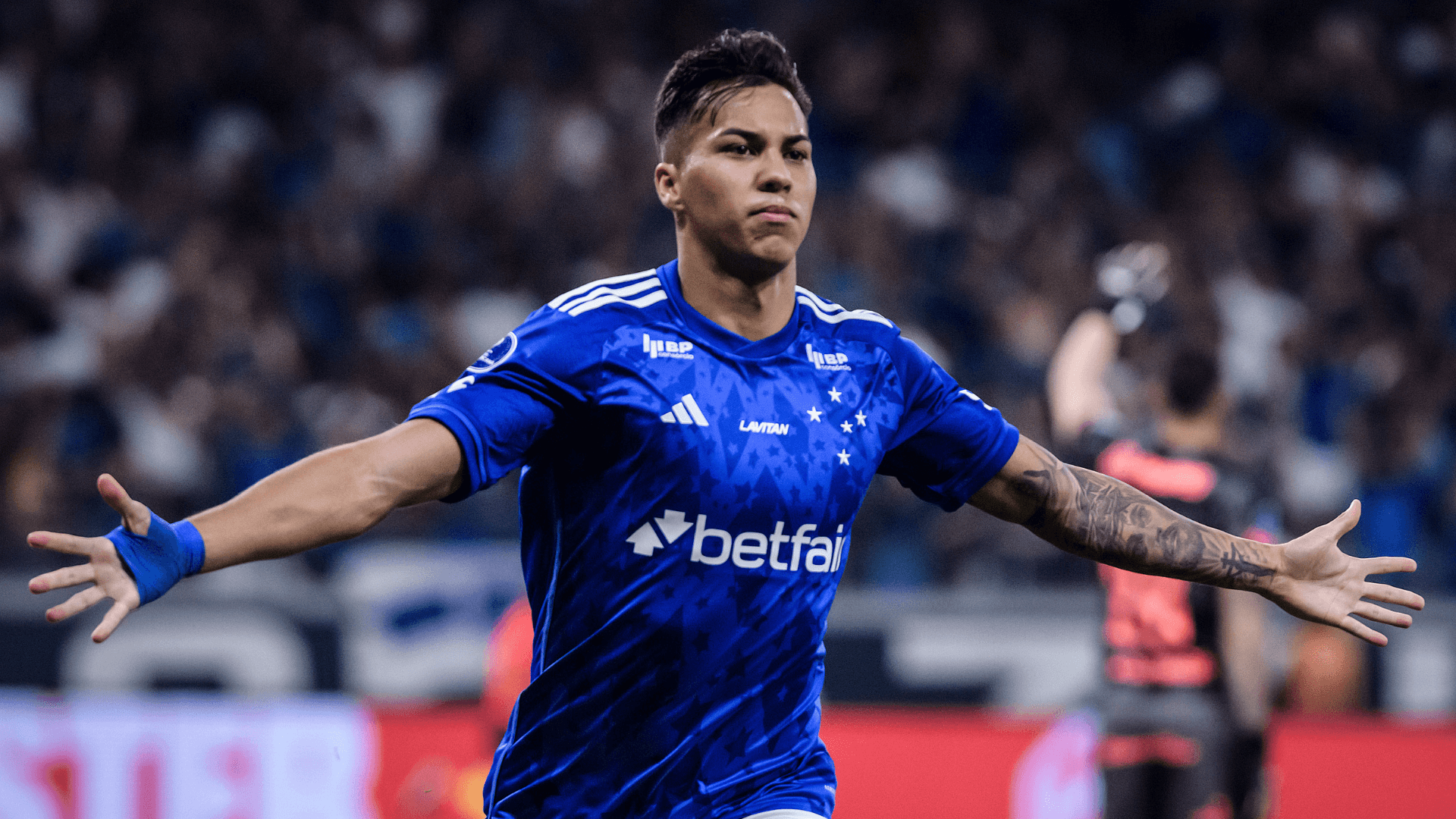 Dono do Cruzeiro abre o jogo sobre Kaio Jorge e Leonardo Jardim