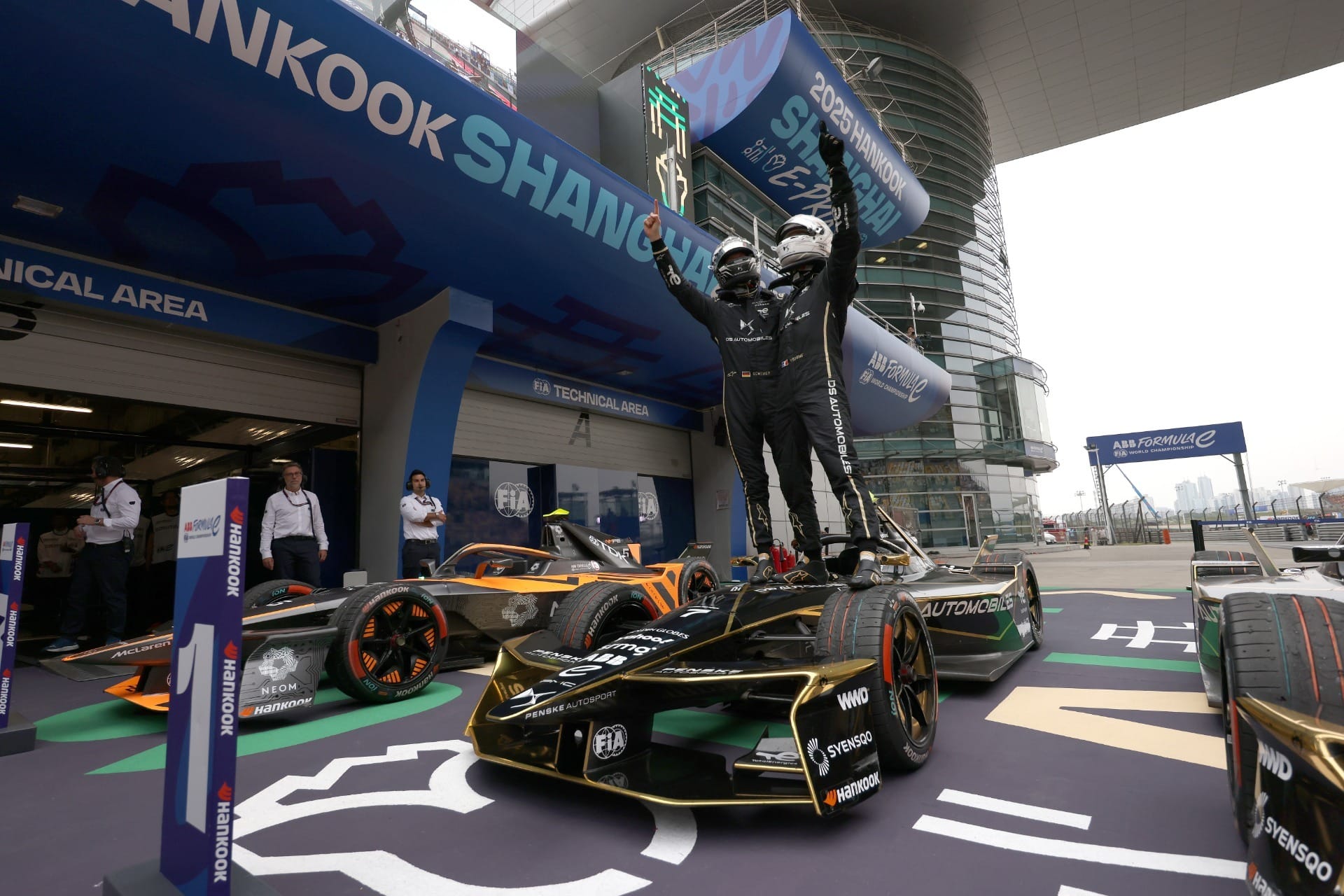 DS Penske faz a festa em Xangai (Imagem: FIA Fórmula E)