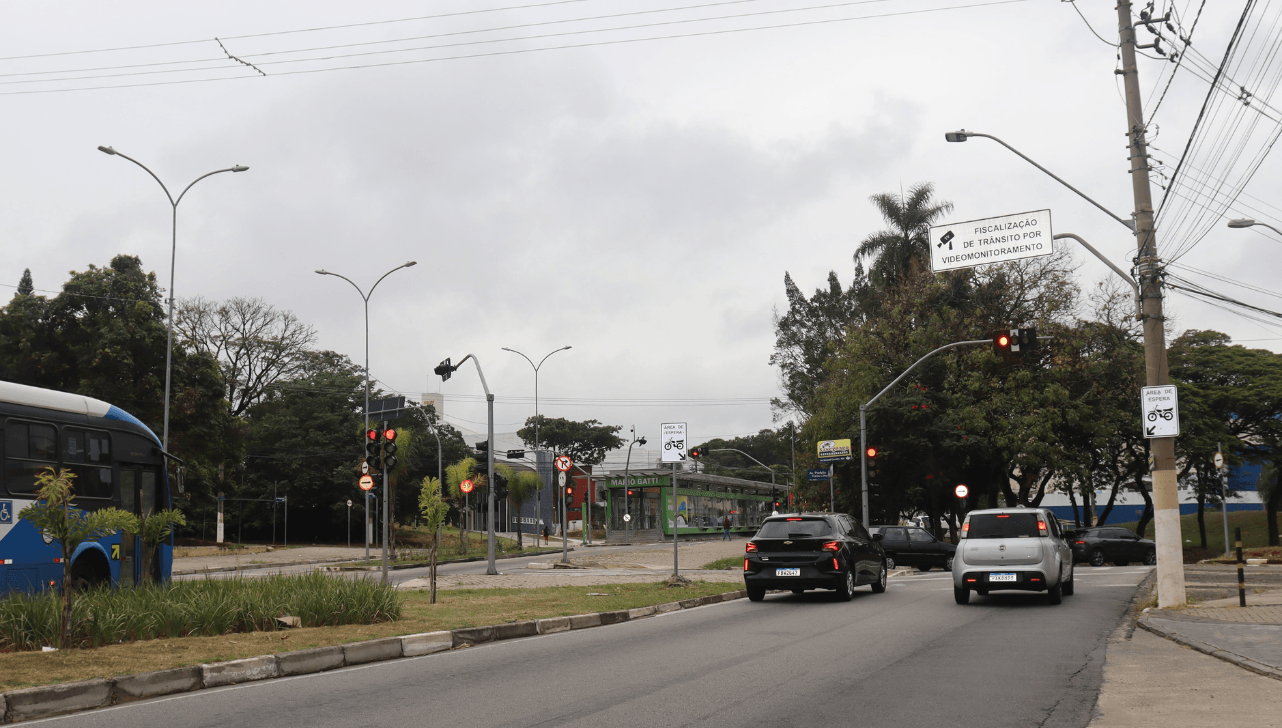 Campinas instala fiscalização de trânsito por câmeras em cruzamento no São Bernardo