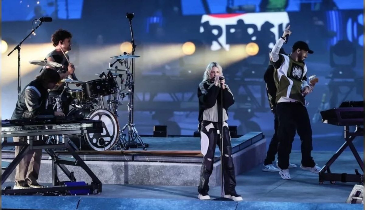 Linkin Park se apresenta na final da Champions League 2025
