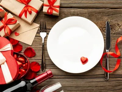 4 itens que não podem faltar em uma mesa de jantar romântica