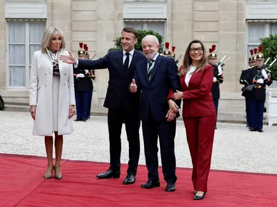 Cláudio Humberto: estadia de Lula em Paris custou mais de R$ 1,2 milhão