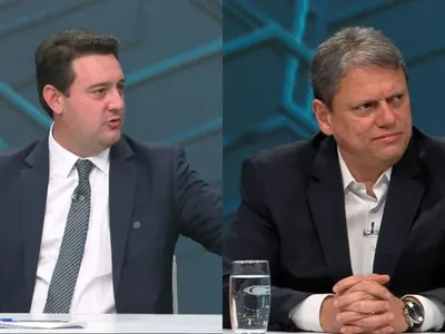 Tarcísio e Ratinho Jr. crescem e empatam com Lula no 2° turno em 2026, diz Genial/Quaest