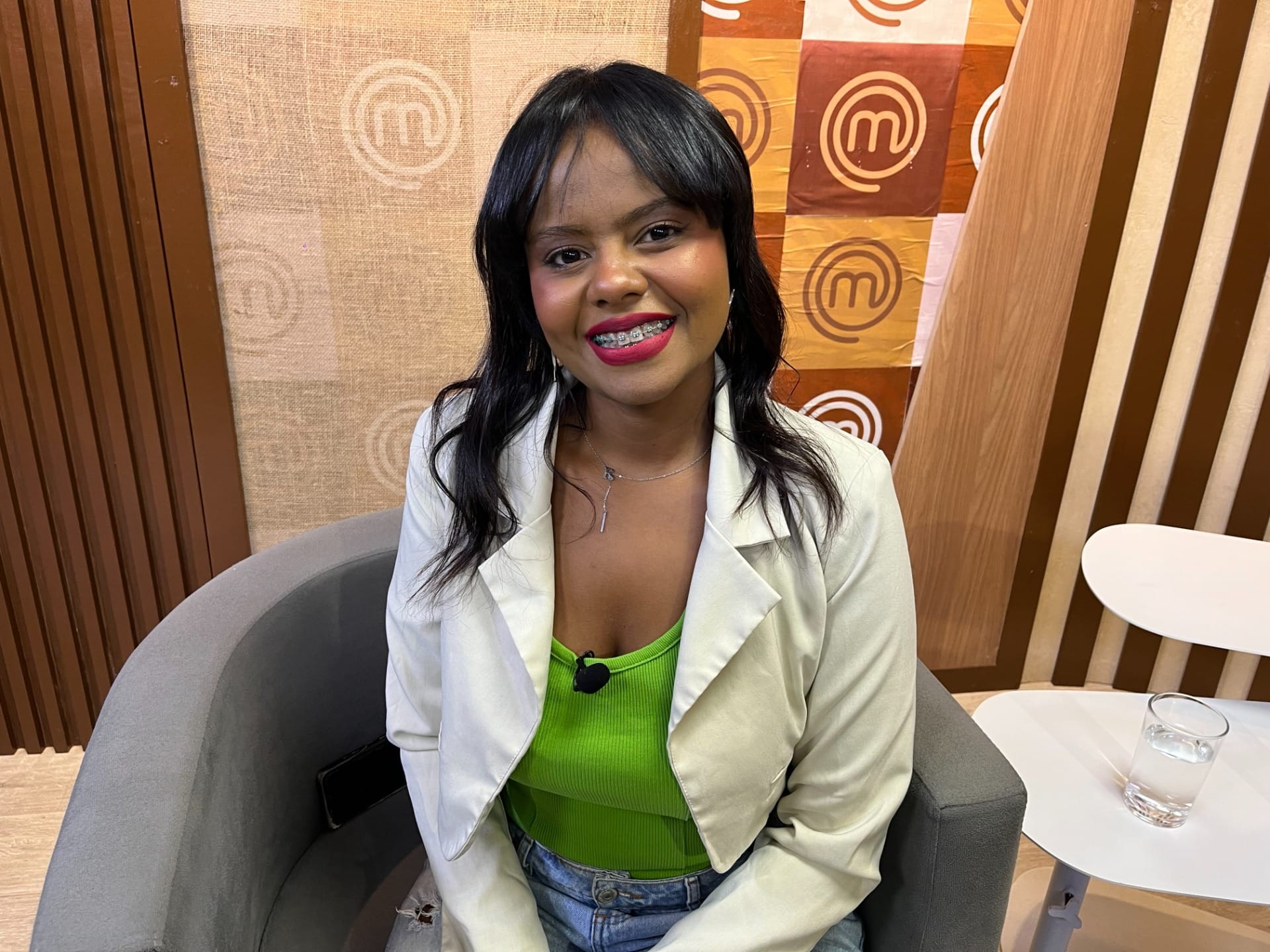 Eliminada do MasterChef, Flávia aprendeu a cozinhar ao ter que sair de casa por ser LGBTQIAPN+