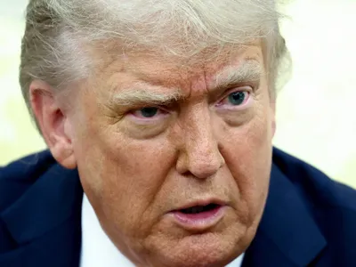 Trump ameaça Musk com "consequências sérias" caso bilionário apoie democratas