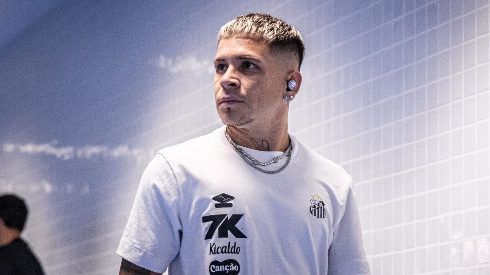Soteldo deve deixar o Santos e assinar com o Fluminense nesta segunda-feira (9)
