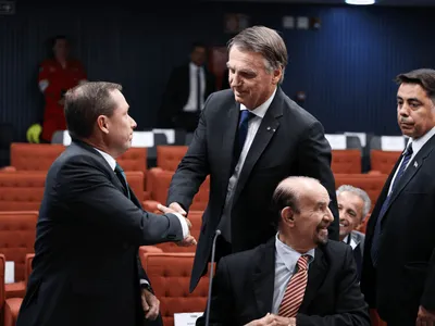 Bolsonaro retoma ataques após reportagem sobre Mauro Cid, analisa Reinaldo Azevedo