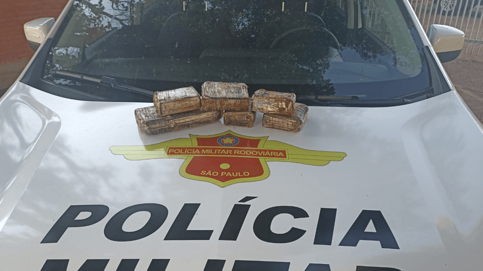 TOR apreende tabletes de cocaína escondidos no escapamento de um veículo