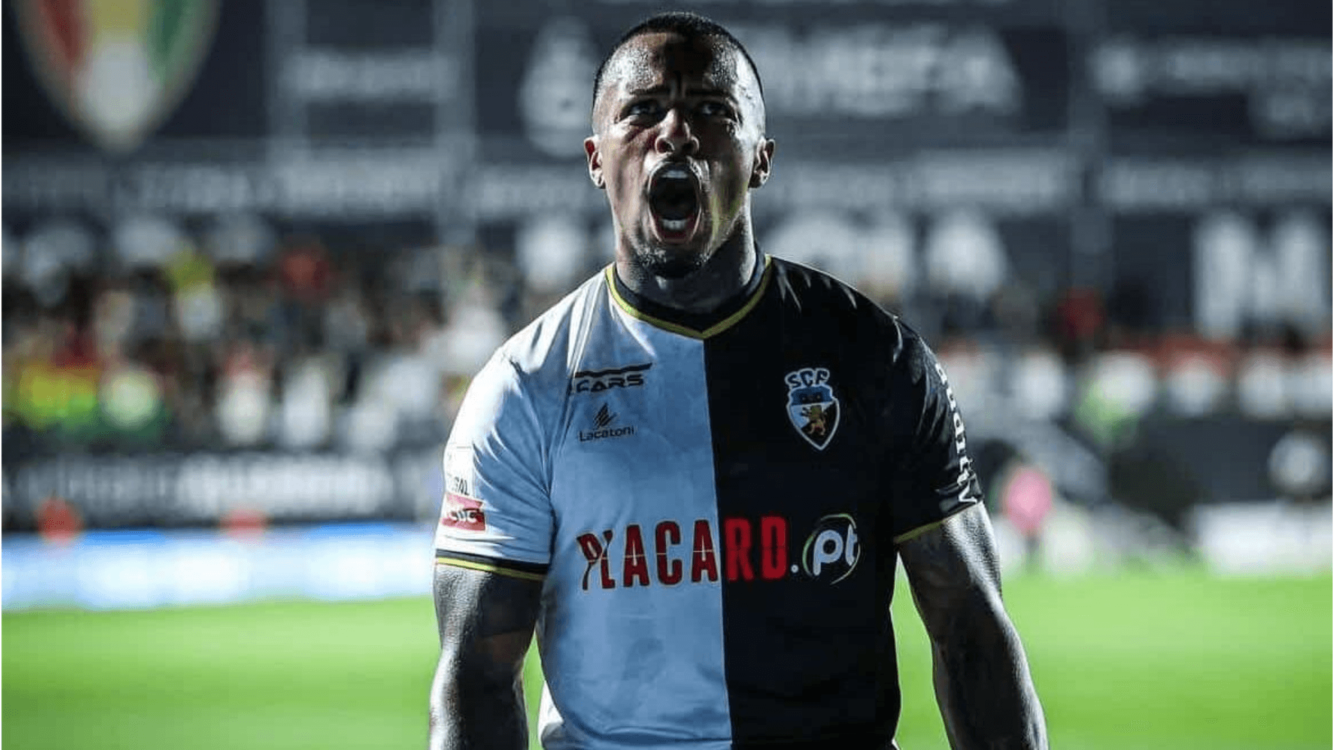 Corinthians mira contratação de David Pastor, lateral-direito que atua no futebol português