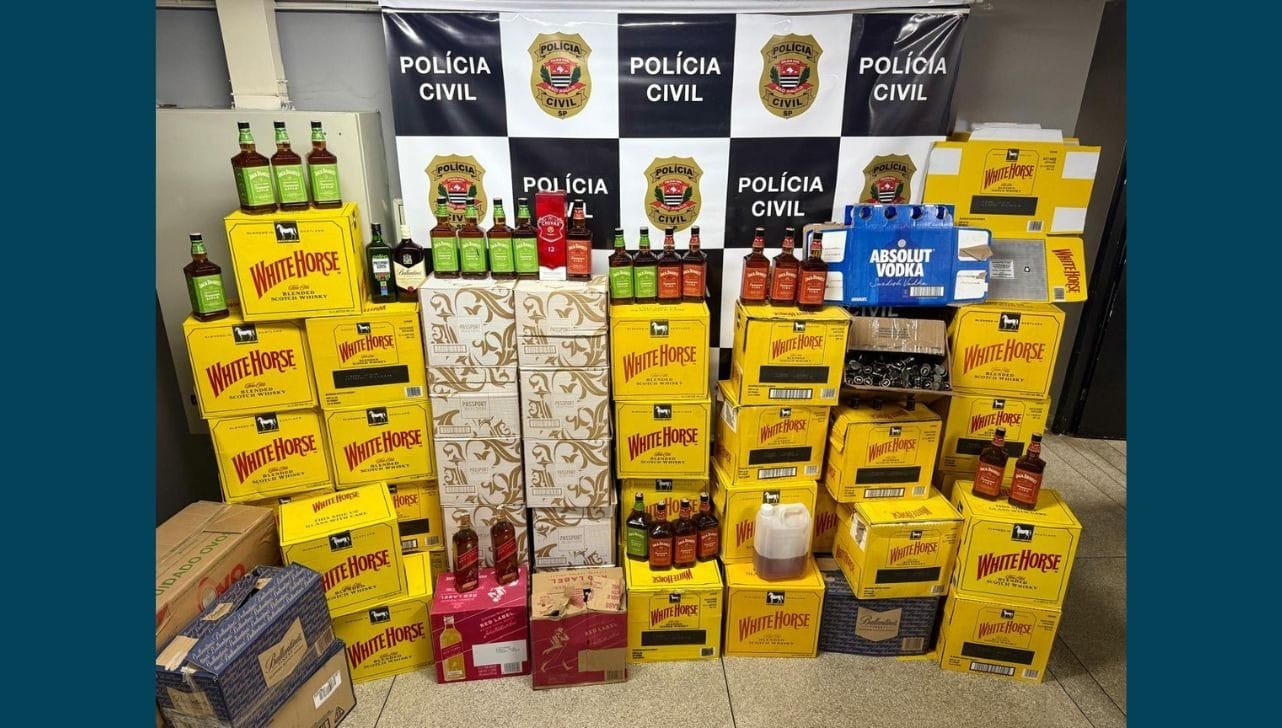 Polícia localiza imóvel com 160 garrafas de bebidas falsificadas em Campo Limpo Paulista