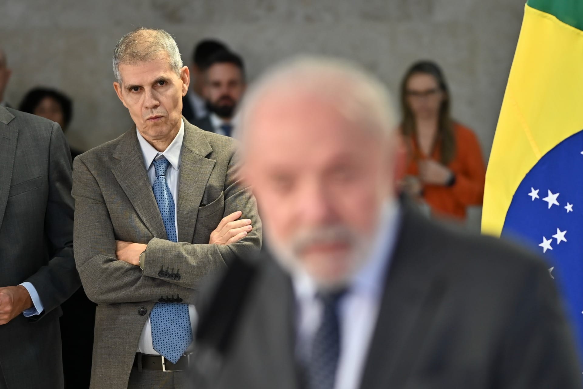 Bergamo: Lula resiste a seguir ordens de Sidônio, e baixa popularidade preocupa ministros