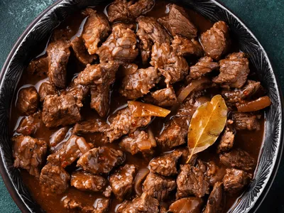 O que é Boeuf Bourguignon? Receita francesa é mais simples do que parece; saiba fazer