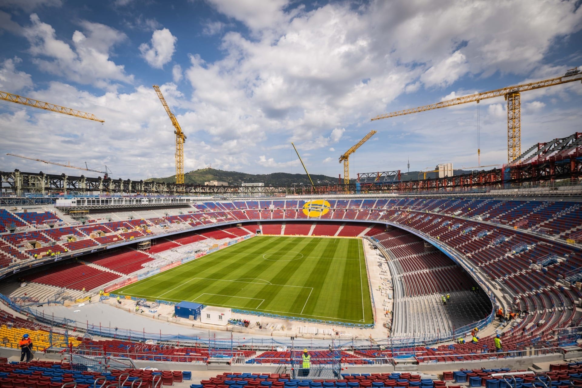 Barcelona adia retorno ao Camp Nou e estádio reocupa para a Liga dos Campeões