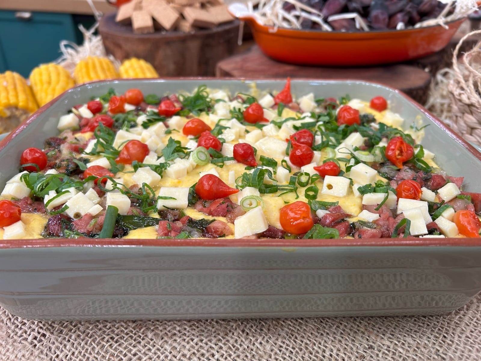 Curau de milho com linguiça e queijo coalho da chef Leia Baiana | Band Receitas