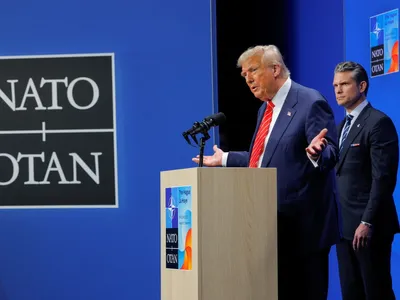 Trump volta a ameaçar taxar o Brics em 10%