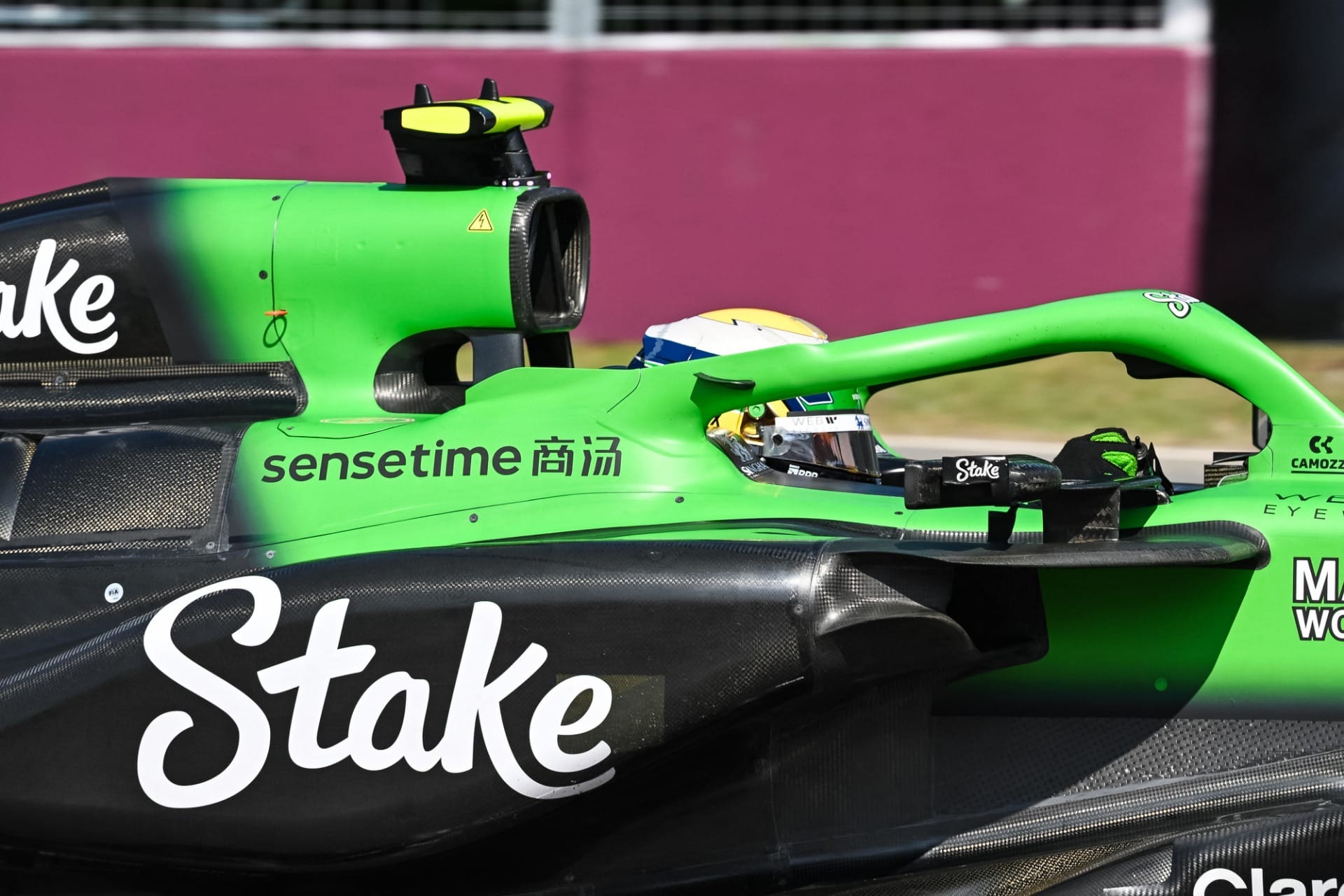 Bortoleto é sexto colocado no primeiro treino do GP da Áustria; Russell lidera