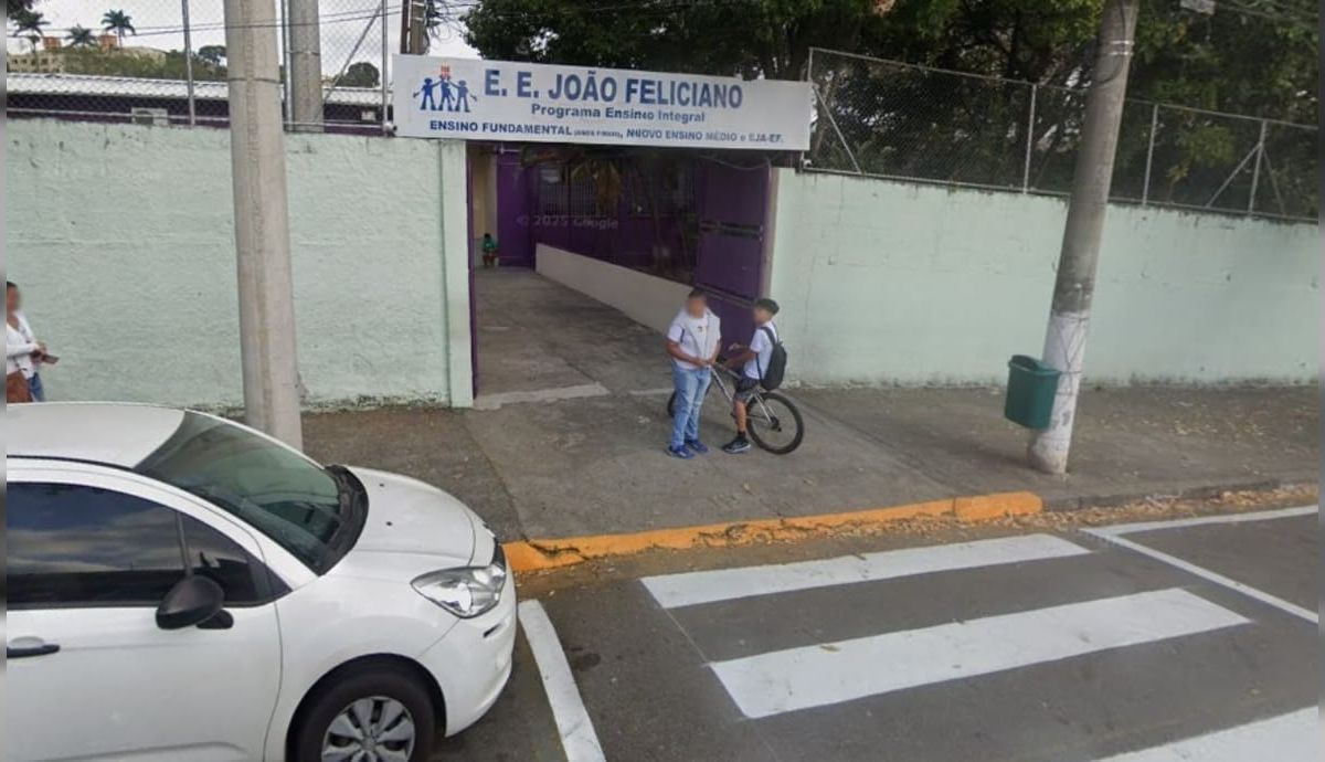 Estudante tenta atacar colega com uma faca e fere professor em escola de Jacareí