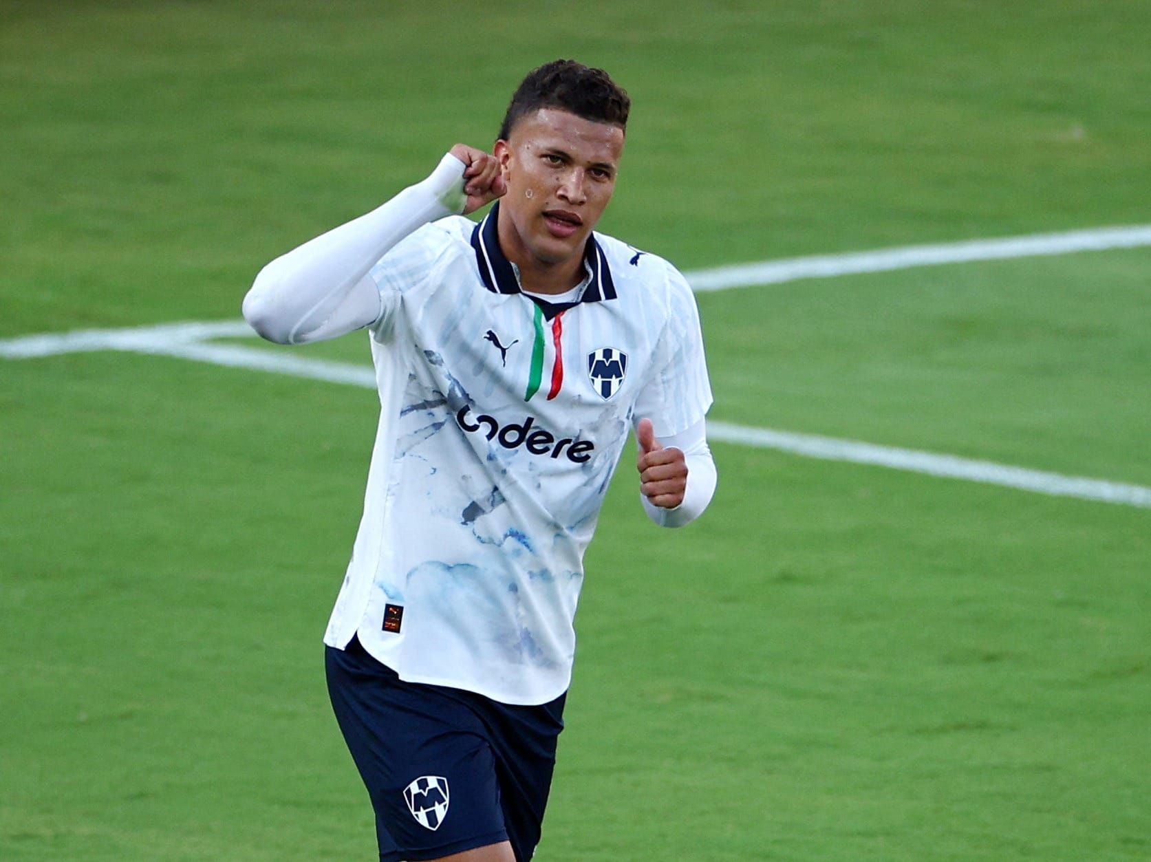 Quem é Nelson Deossa? Conheça volante do Monterrey que tem encantado torcedores no Mundial