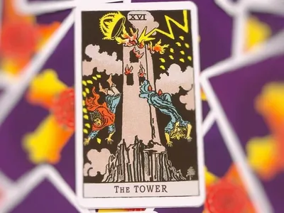 Carta do Tarot de julho de 2025 é A Torre: o que esperar?