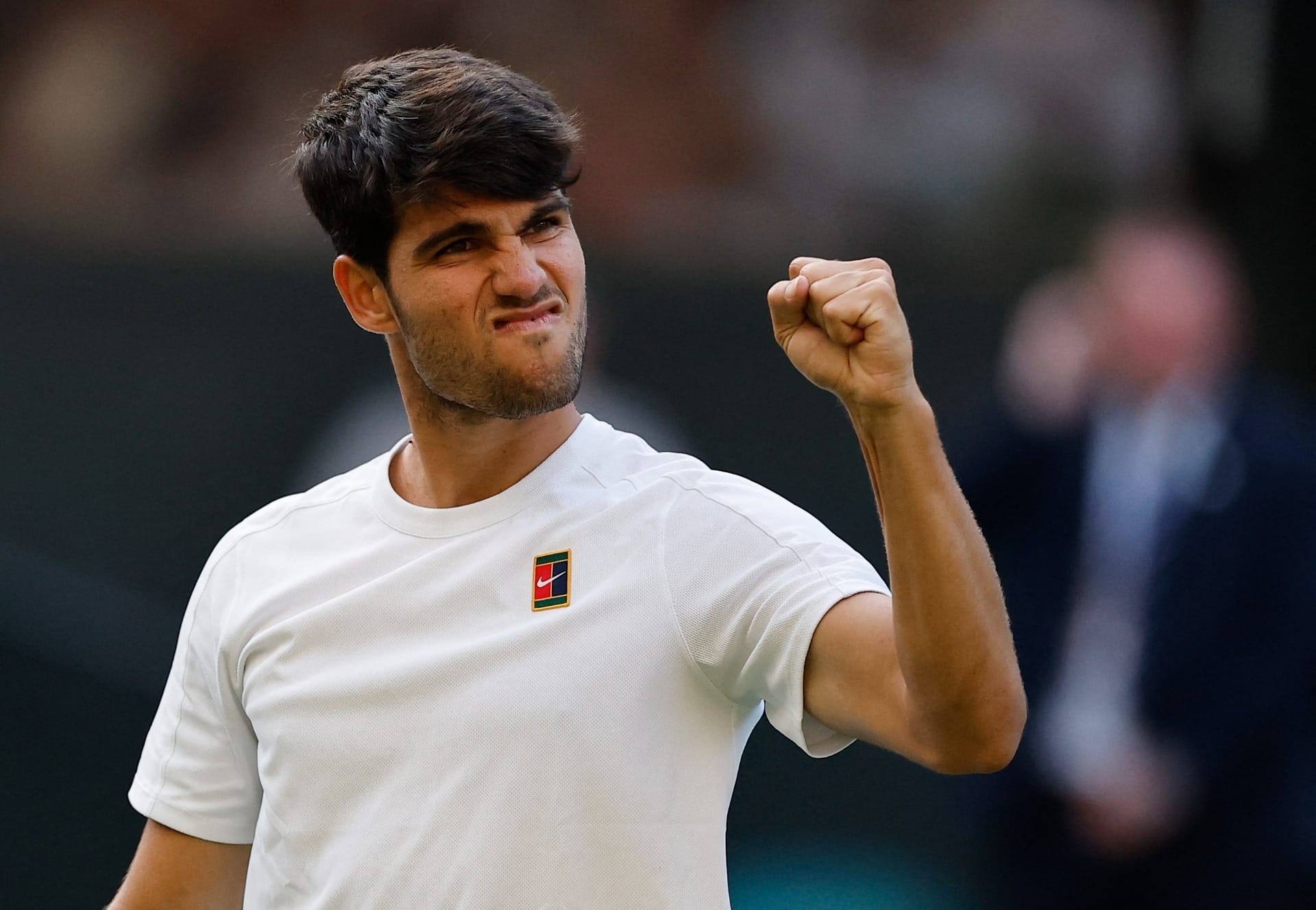 Alcaraz leva susto, mas derrota Struff e se classifica às oitavas de final de Wimbledon
