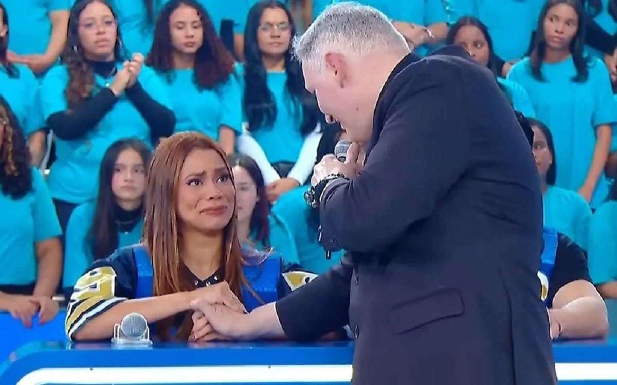 Lexa chora com benção de padre Marcelo Rossi em programa na TV: "Vai chegar a hora"
