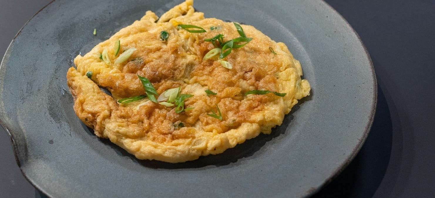 Omelete tailandesa (khai jiao) | Band Receitas