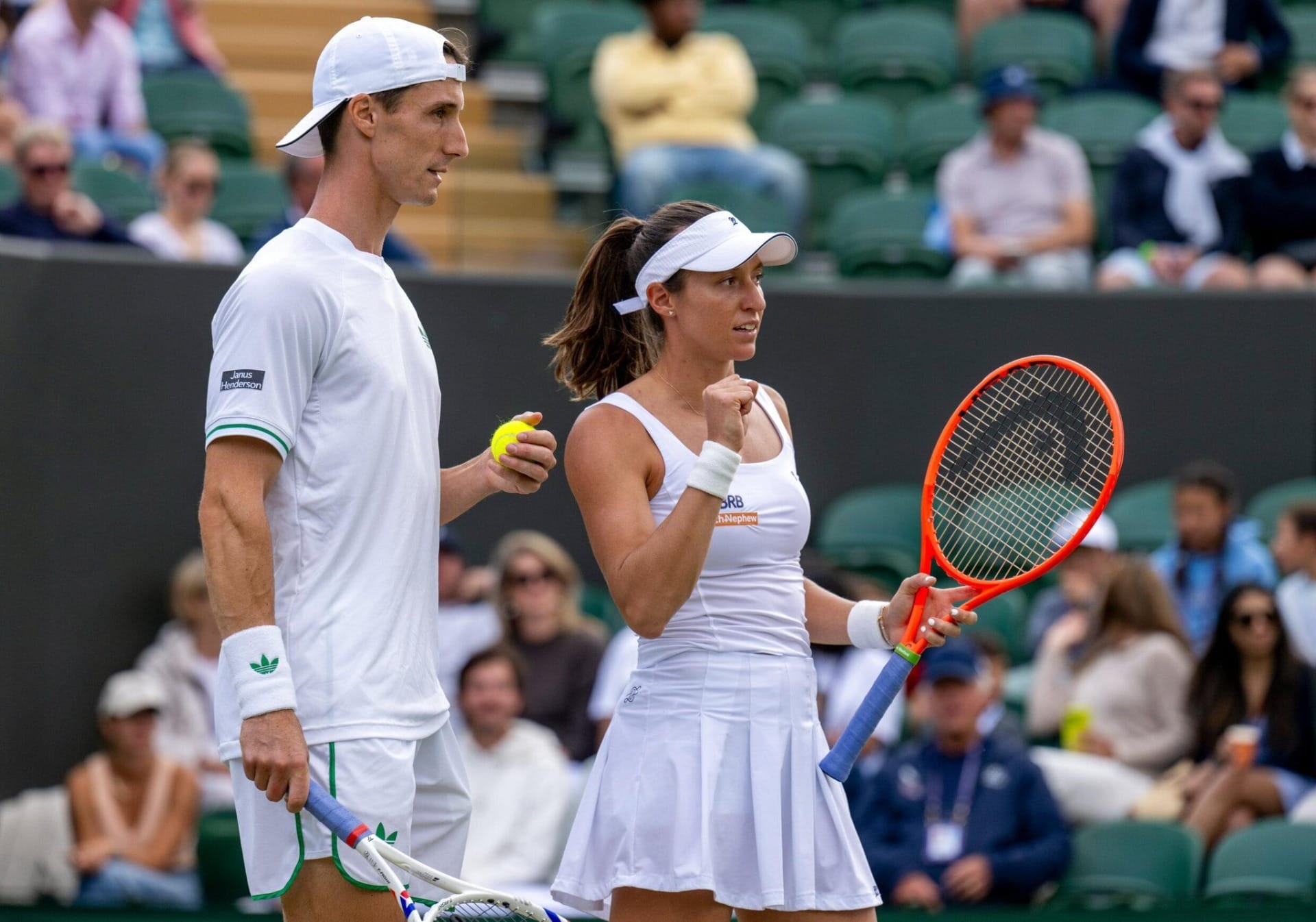 Luisa Stefani e britânico vencem favoritos nas duplas mistas e vão à final de Wimbledon