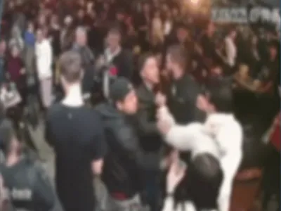 Vídeo: personal é agredido ao defender mulheres de assédio em bar de SP