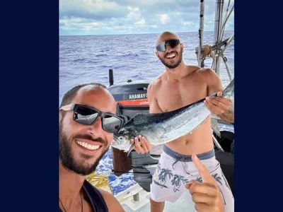 Irmãos Katoosh, de Ubatuba, revelam planos para volta ao mundo de avião; confira entrevista